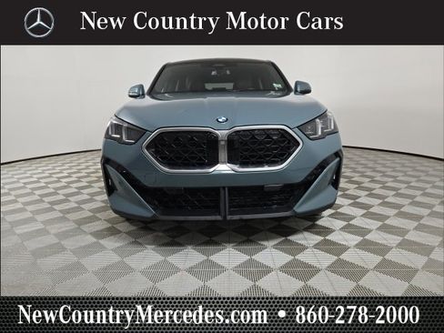Used 2025 BMW X2 xDrive28i image 2