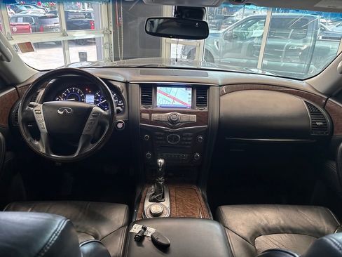 Used 2016 INFINITI QX80 4WD w/ Driver's Assistance Package image 14