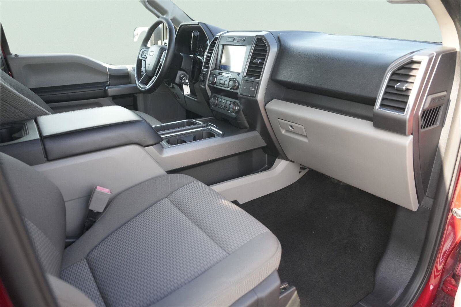 Used 2020 Ford F150 XLT w/ Equipment Group 302A Luxury AWD/4WD image 17