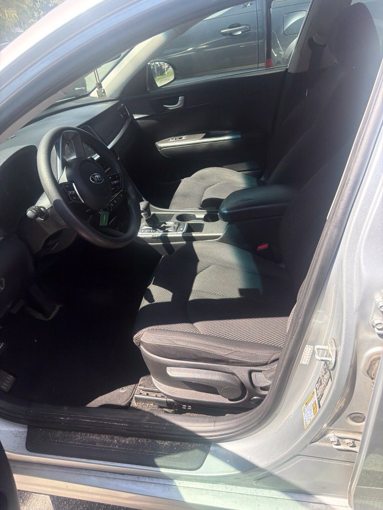 Used 2020 Kia Optima LX FWD image 15