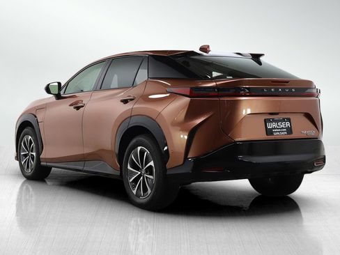 Used 2024 Lexus RZ 450e Premium w/ Technology Package AWD/4WD image 5