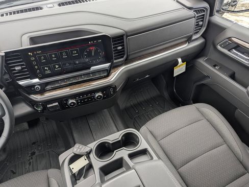 New 2026 GMC Sierra 1500 SLE w/ X31 Off-Road Package image 20