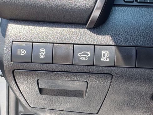 Certified 2023 Toyota Camry LE FWD image 28
