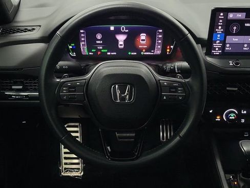 Used 2023 Honda Accord Sport image 17