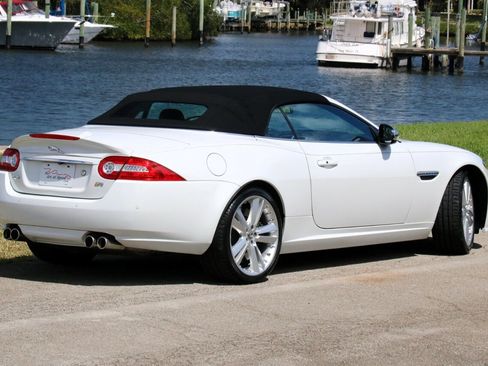 Used 2014 Jaguar XKR R image 3