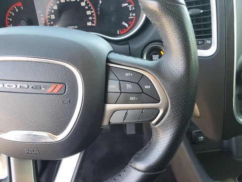 Used 2019 Dodge Durango SXT w/ 3rd Row Seating Group image 17