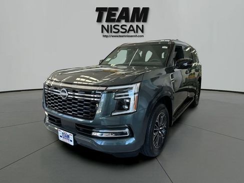 Certified 2025 Nissan Armada Platinum AWD/4WD image 3