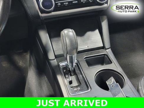 Used 2018 Subaru Outback 2.5i Limited AWD/4WD image 21