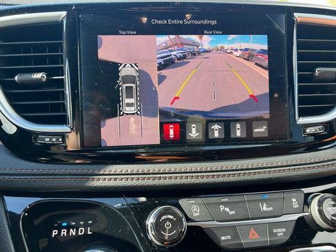 New 2026 Chrysler Pacifica Pinnacle FWD image 28