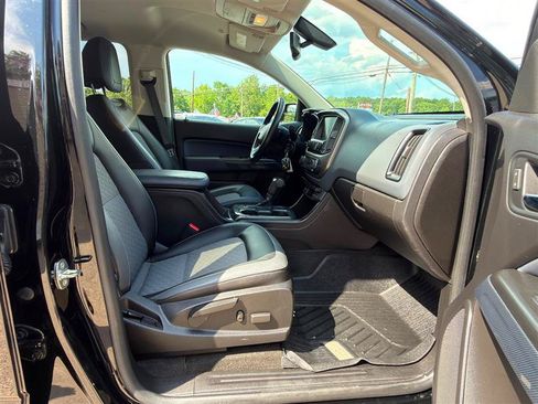 Used 2018 Chevrolet Colorado Z71 w/ Z71 Midnight Edition AWD/4WD image 24