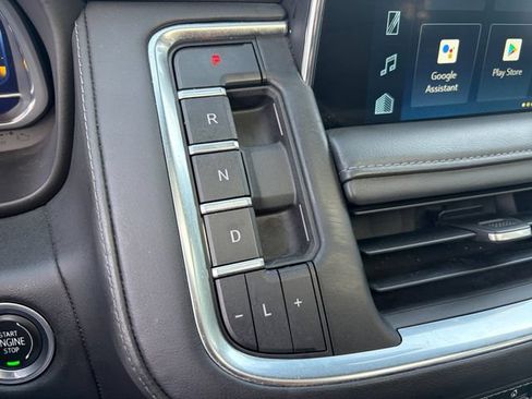 Used 2022 Chevrolet Tahoe LT w/ LT Signature Plus Package AWD/4WD image 31