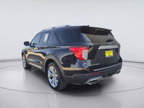 Used 2021 Ford Explorer Platinum w/ Equipment Group 601A AWD/4WD image 3
