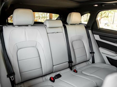 New 2026 Jaguar F-PACE R-Dynamic S image 23