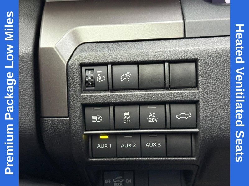 Used 2024 Toyota Tacoma TRD Sport w/ TRD Sport Premium Package AWD/4WD image 29