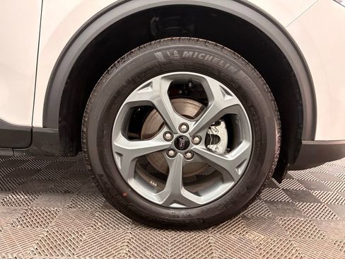 Certified 2025 Ford Escape ST-Line Elite w/ Tech Pack #2 image 16