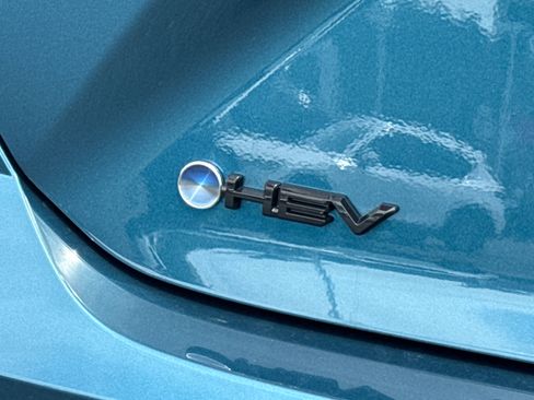 New 2026 Toyota Camry SE image 9