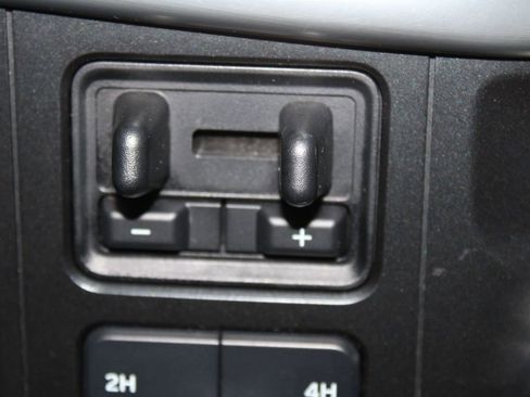 Used 2021 Ford F150 Lariat w/ Equipment Group 502A High image 45