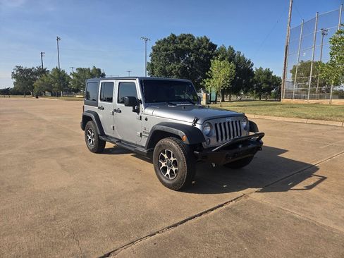 Used 2016 Jeep Wrangler Unlimited Sport w/ Quick Order Package 24S AWD/4WD image 24