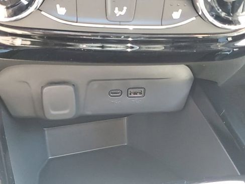 New 2026 Chevrolet Trax LT w/ Driver Confidence Package FWD image 29