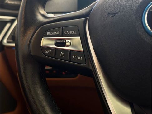 Used 2023 BMW i4 eDrive35 w/ Premium Package RWD image 19