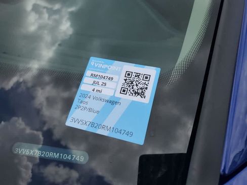 Certified 2024 Volkswagen Taos S FWD image 31