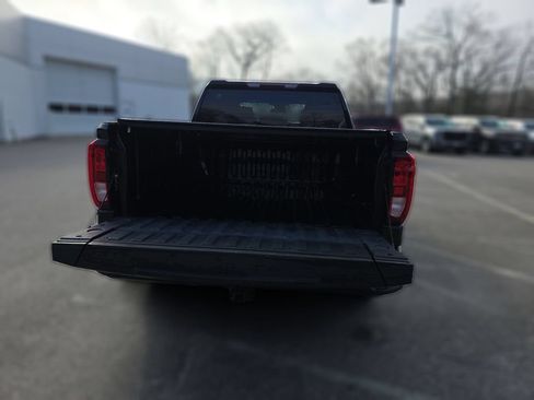 Certified 2022 GMC Sierra 1500 Elevation w/ LPO, Elevation Black Package AWD/4WD image 12