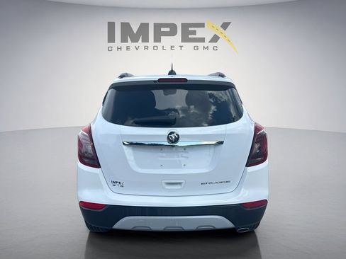 Used 2021 Buick Encore Preferred FWD image 4
