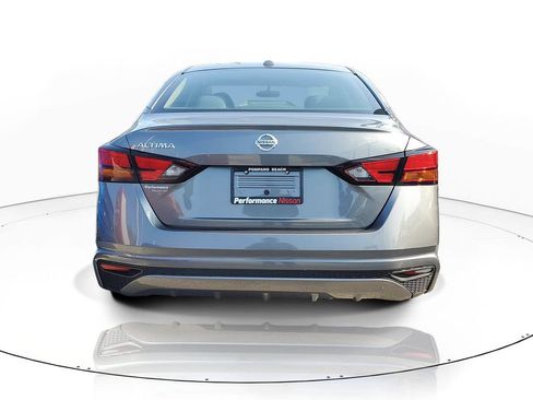 Certified 2020 Nissan Altima 2.5 S FWD image 5