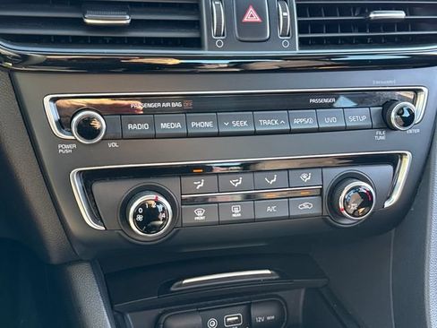 Used 2018 Kia Optima LX FWD image 30