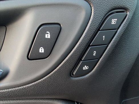 New 2026 Buick Encore GX Avenir image 32