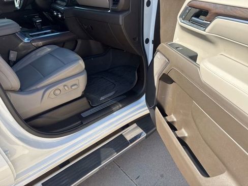 Used 2024 GMC Sierra 1500 SLT w/ SLT Premium Plus Package image 22