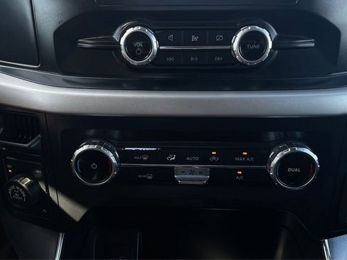 Used 2022 Ford F150 XLT image 23