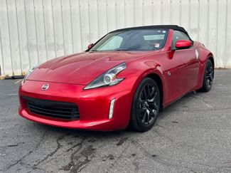 Used 2019 Nissan 370Z Touring video 2