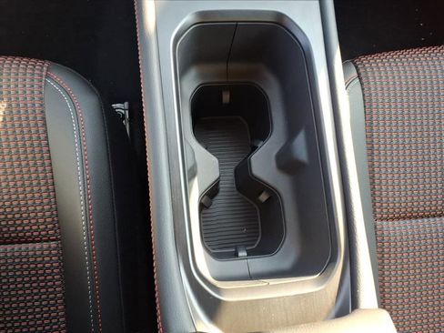 New 2026 Nissan Kicks SR w/ Cold Weather Package image 14