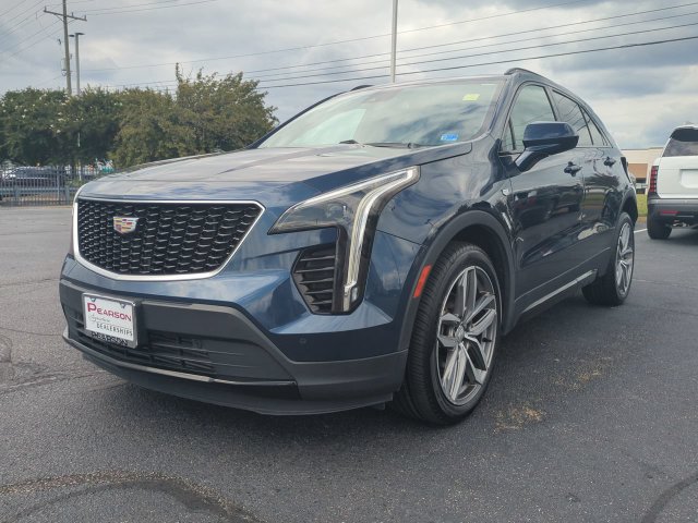 Used 2019 Cadillac XT4 Sport w/ Driver Assist Package FWD image 8