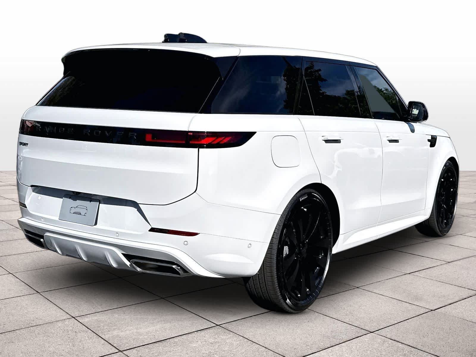 New 2026 Land Rover Range Rover Sport Dynamic SE AWD/4WD image 4