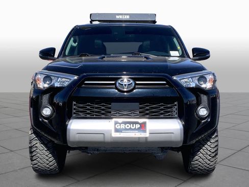 Used 2021 Toyota 4Runner TRD Off-Road Premium w/ Moonroof Package AWD/4WD image 4