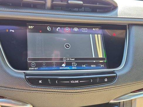 Used 2017 Cadillac XT5 Luxury w/ Driver Awareness Package AWD/4WD image 21