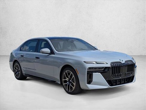New 2026 BMW 740i w/ Premium Package RWD image 6