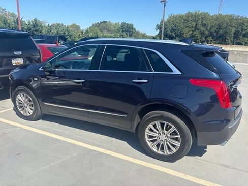 Used 2017 Cadillac XT5 Luxury w/ Driver Awareness Package FWD image 1