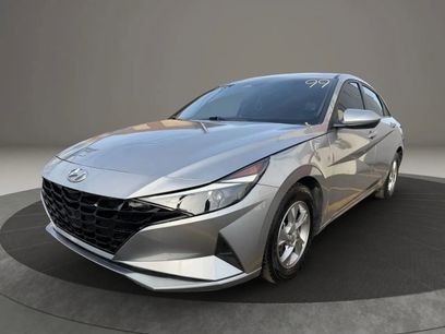 Used 2021 Hyundai Elantra SE