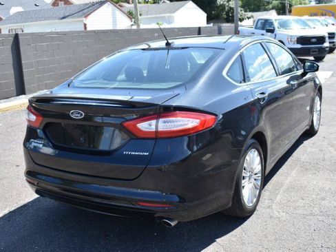 Used 2013 Ford Fusion Energi Titanium w/ Driver Assist Pkg FWD image 3
