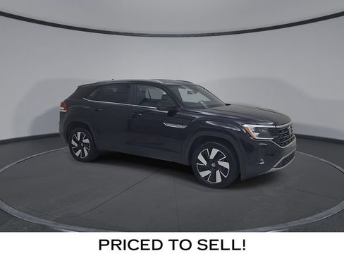 Used 2026 Volkswagen Atlas Cross Sport SE AWD/4WD image 2