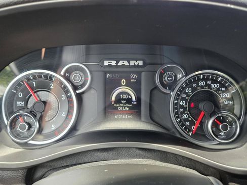 Used 2024 RAM 2500 Tradesman w/ Chrome Appearance Group AWD/4WD image 22