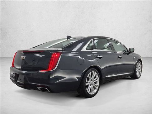 Used 2018 Cadillac XTS Luxury AWD/4WD image 5