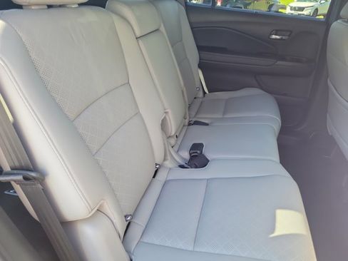 Used 2021 Honda Passport Touring image 17