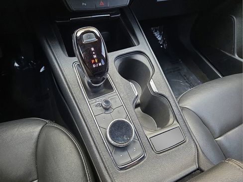 Used 2022 Cadillac XT4 Premium Luxury w/ Safety Alert Package image 31