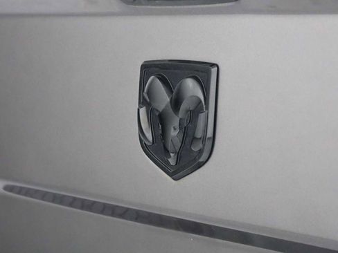 Used 2018 RAM 2500 Big Horn w/ Sport Appearance Group image 8