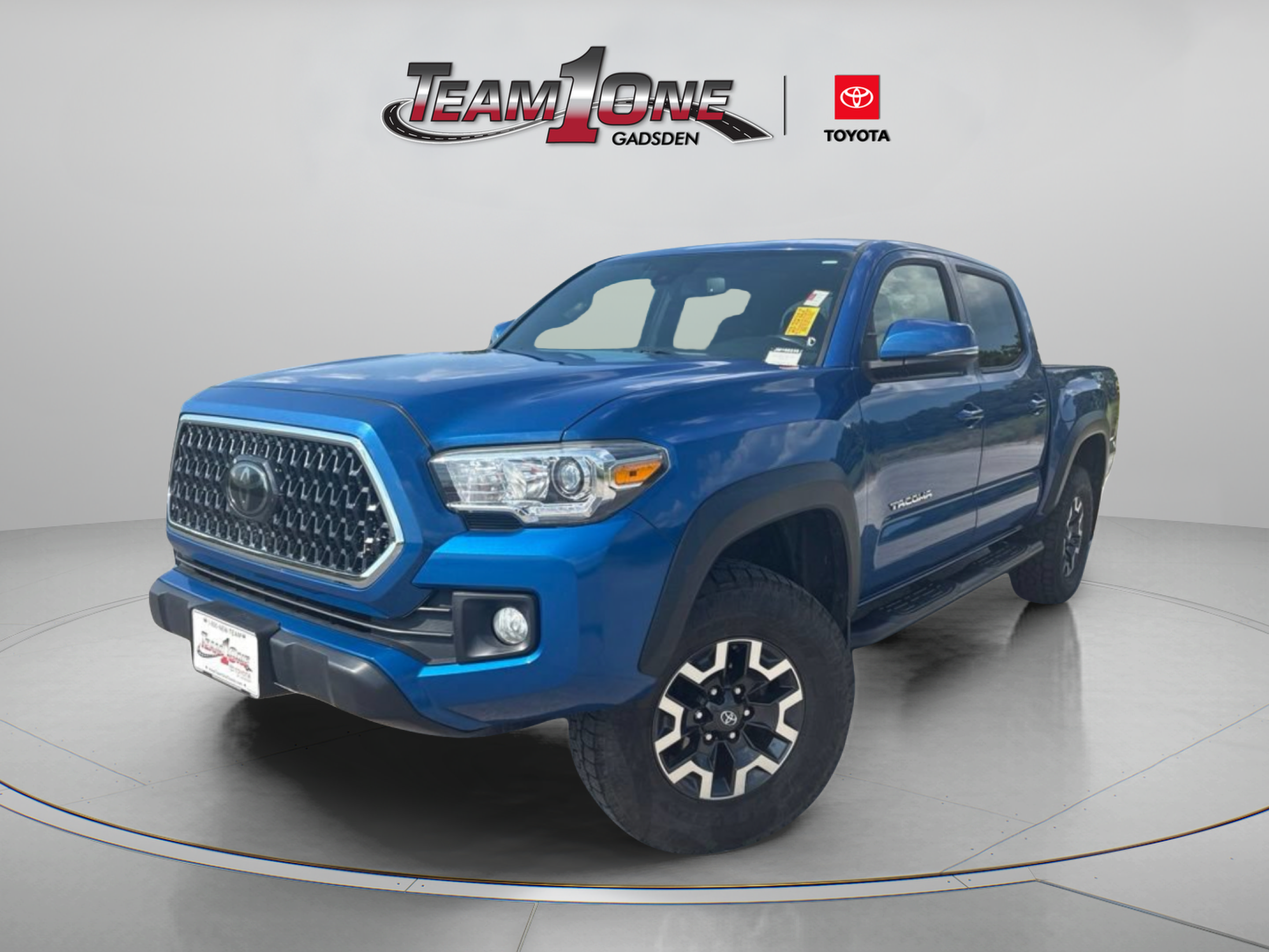 Used 2018 Toyota Tacoma TRD Off-Road AWD/4WD image 4
