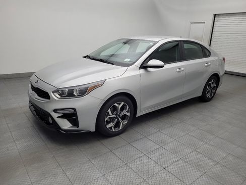 Used 2019 Kia Forte LXS FWD image 2